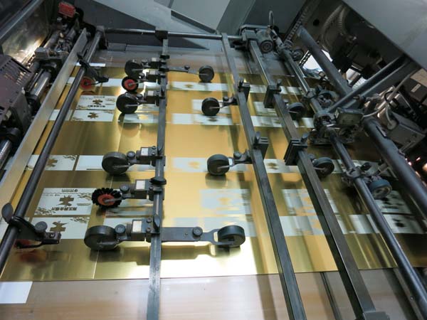 金銀卡紙生產(chǎn)廠家